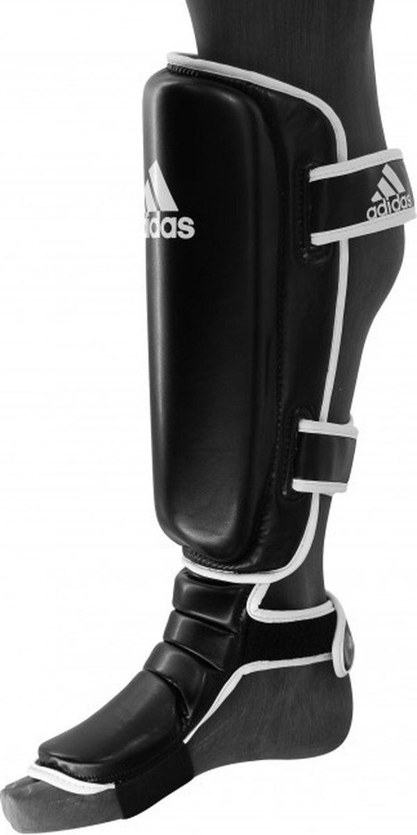 scheen- en wreefbeschermers adidas maat L (kick boxing)